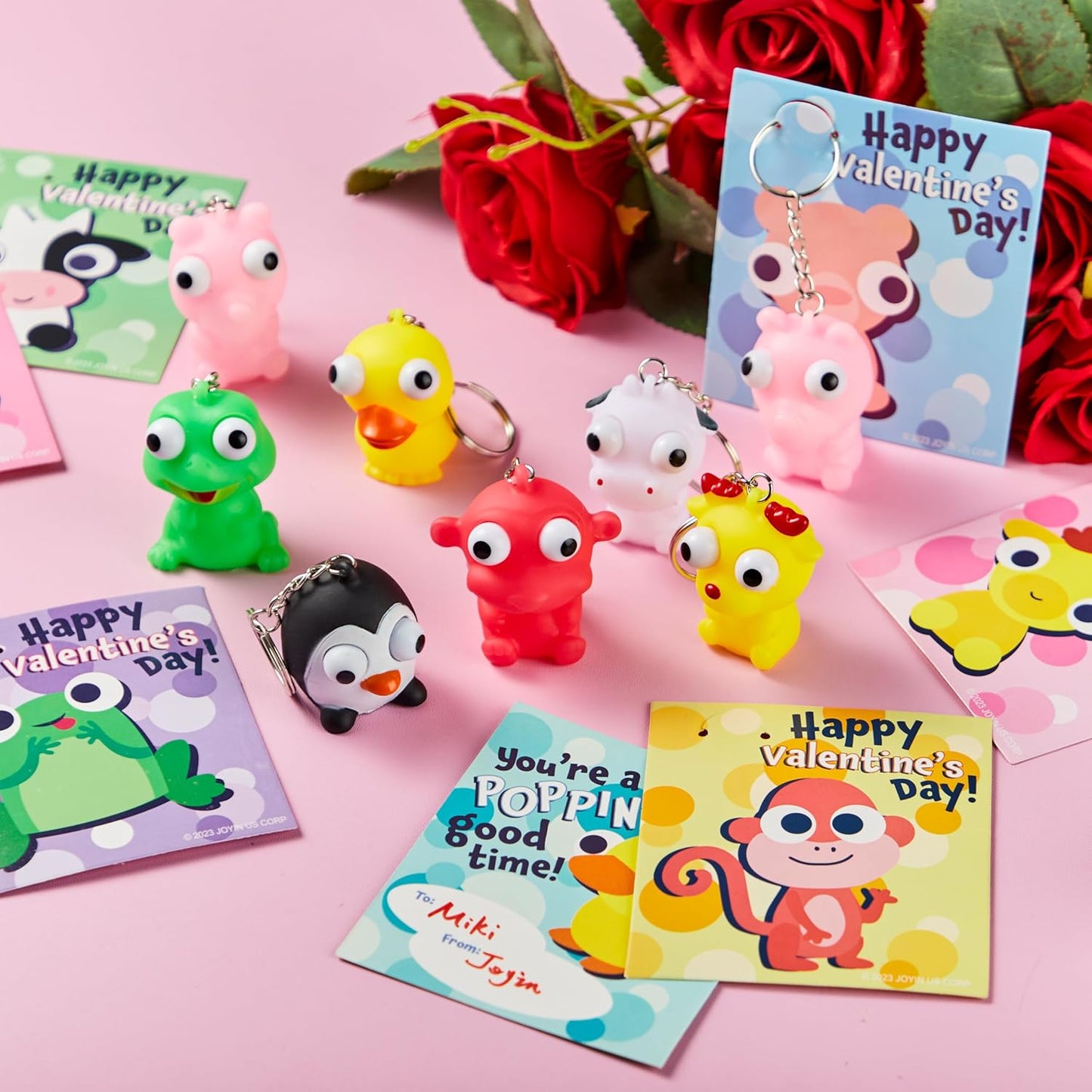 28 Packs Valentine'S Day Gifts Card with Unzip Popping Eyes Animal Keychains for Kids Party Favor, Classroom Exchange Prizes, Valentine’S Greeting Cards